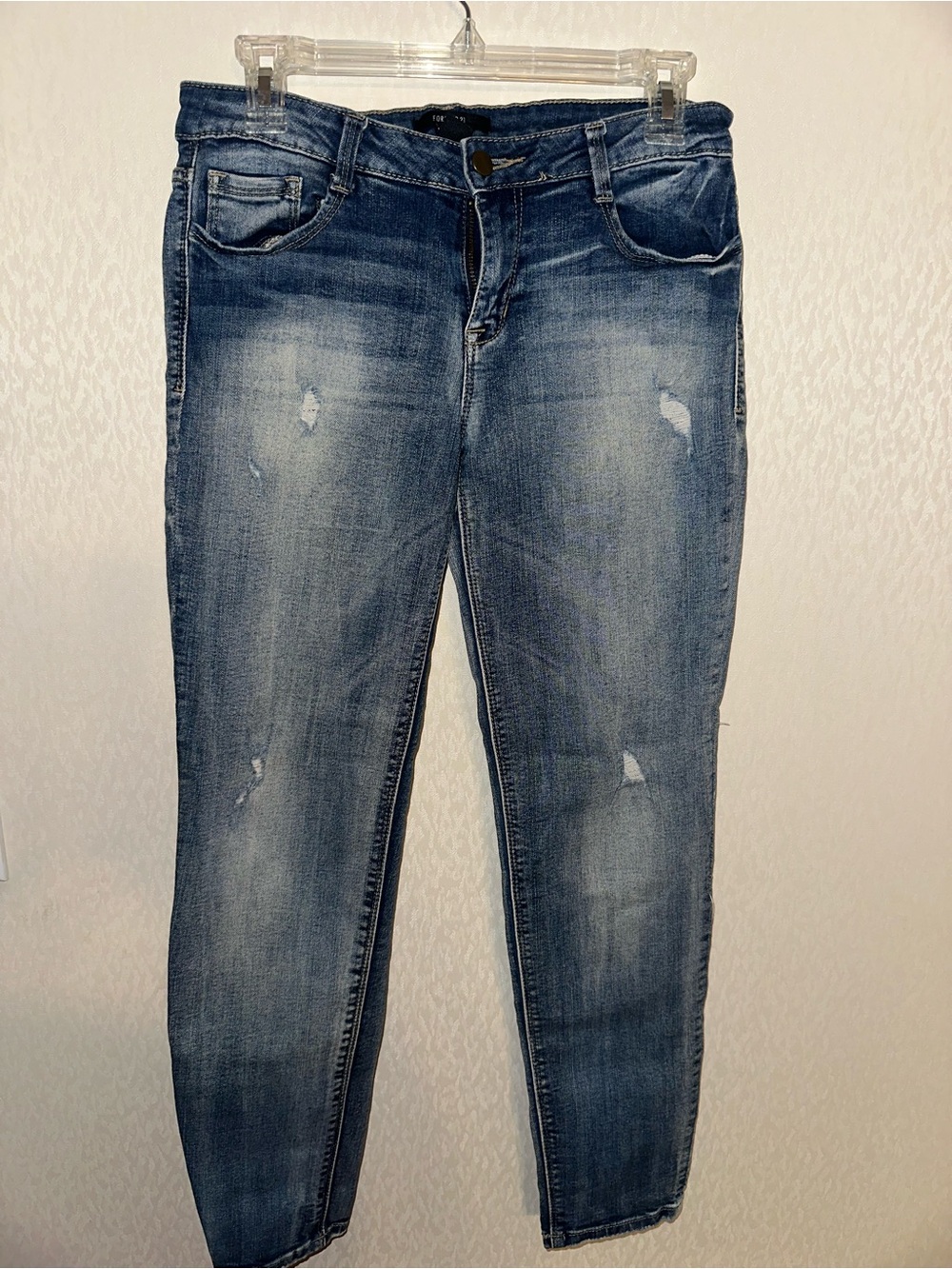Forever 21 Women’s Distressed Skinny Jeans - Blue